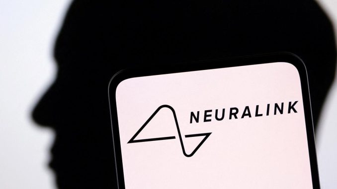 dunyada-ilk-neuralink-hastasi-beyin-implantiyla-video-hazirladi-LxO2cwez.webp